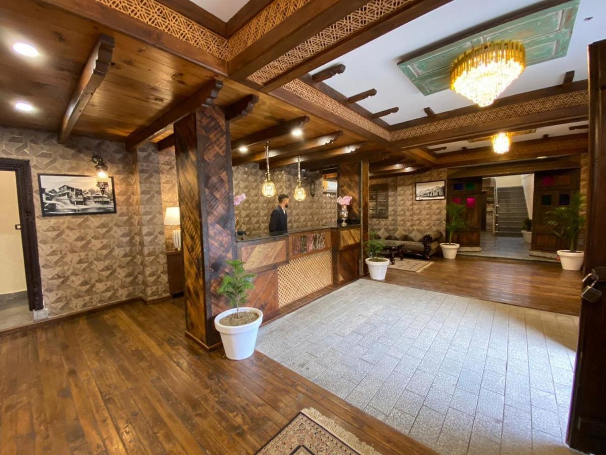 Srīnagar Hotel Green Rooms מראה חיצוני תמונה